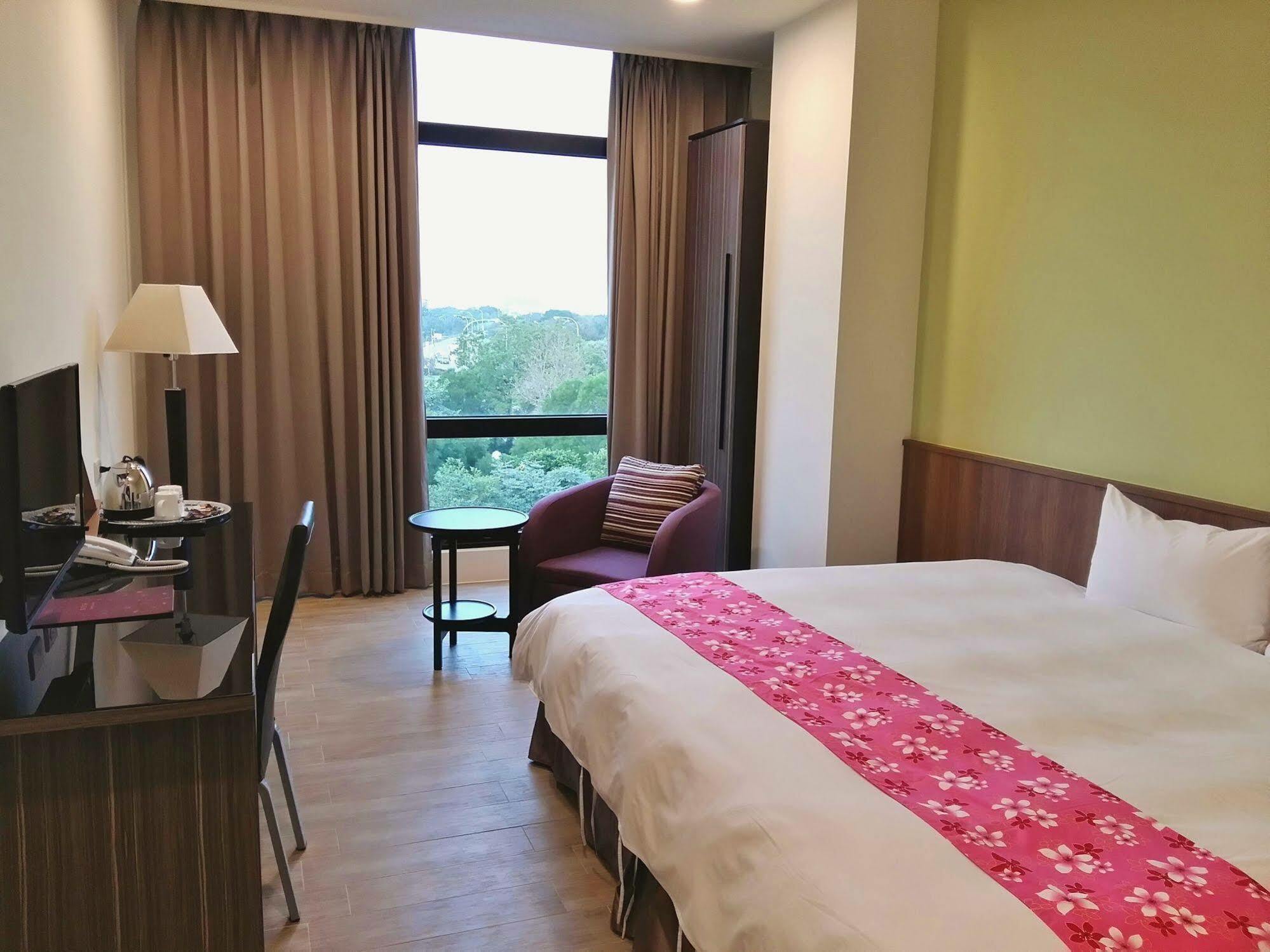 Sendale Zhubei Business Hotel Exterior photo